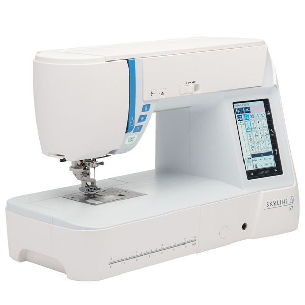 Janome Skyline S7