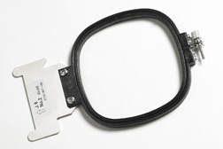 MB4 - J6 - 66x66 mm - Ramskruv Center