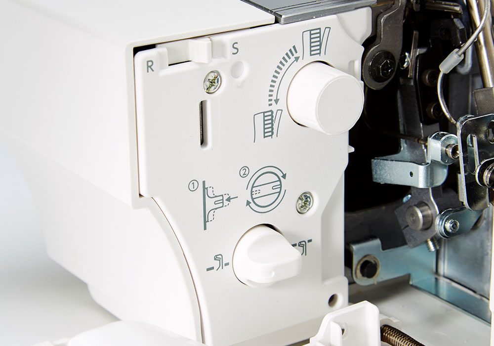 Janome Air Threading 2000D